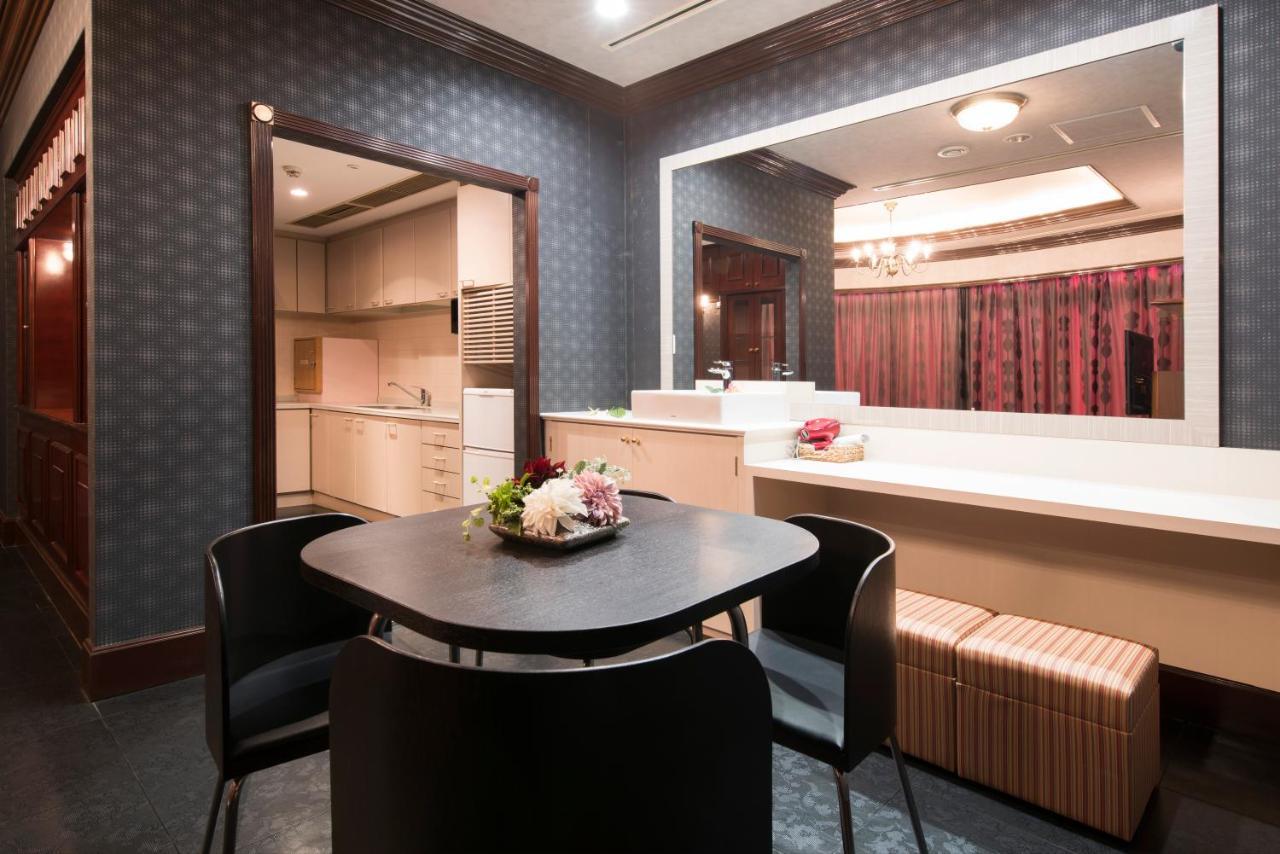 Hotel Alps (Adults Only) Осака Экстерьер фото