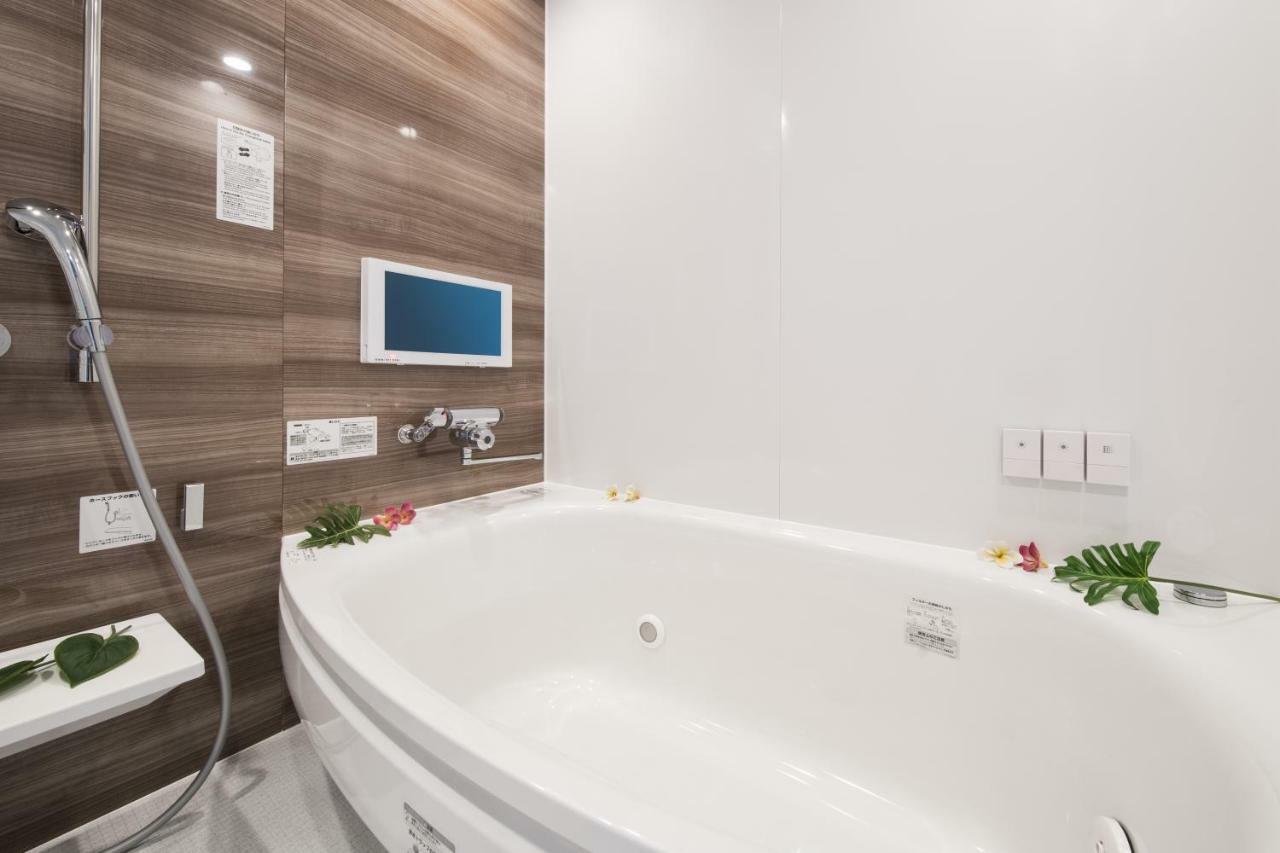 Hotel Alps (Adults Only) Осака Экстерьер фото