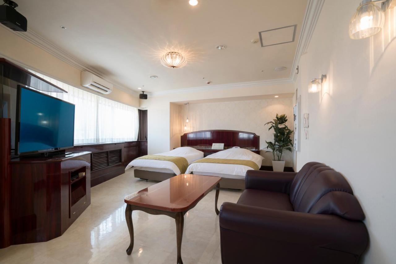 Hotel Alps (Adults Only) Осака Экстерьер фото