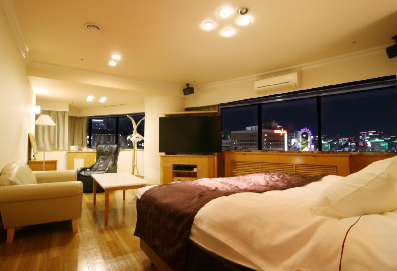 Hotel Alps (Adults Only) Осака Экстерьер фото